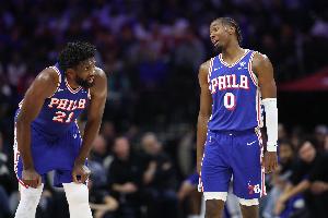 马克西：球迷喊MVP让我罚丢了一个球 不知道恩比德都是怎么应对的