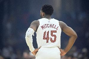 杰伦-泰森：米切尔教会我很多东西 与他并肩作战意义非凡