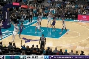 神似克莱！克尼佩尔底角再中三分 22分刷新生涯纪录