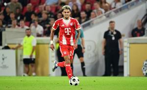 欧冠单场比赛双响+染红离场，迪亚斯是继格列兹曼之后第二人